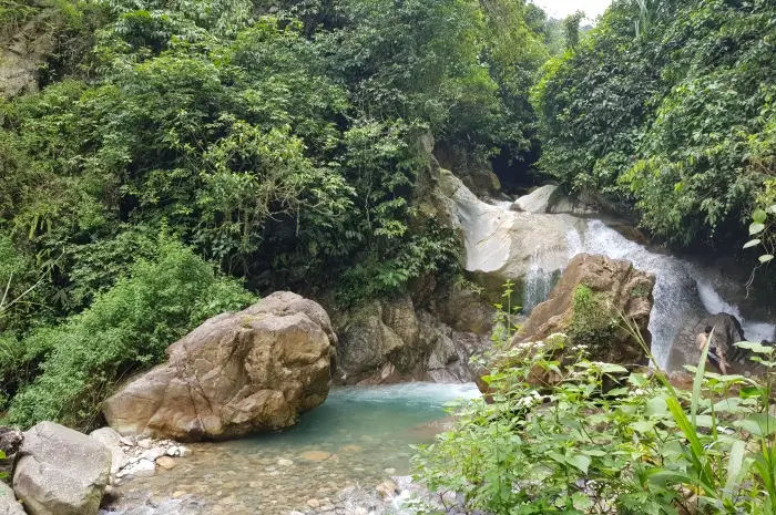 Curug Barong, Pesona Air Terjun Indah Nan Eksotis di Bogor