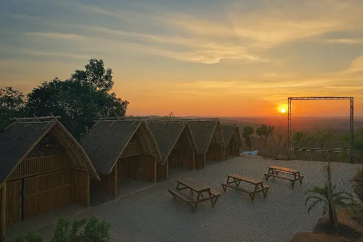 Wisata Malam di Bantul Puncak Sosok - View Lampu Kota + Live Music di Atas Bukit